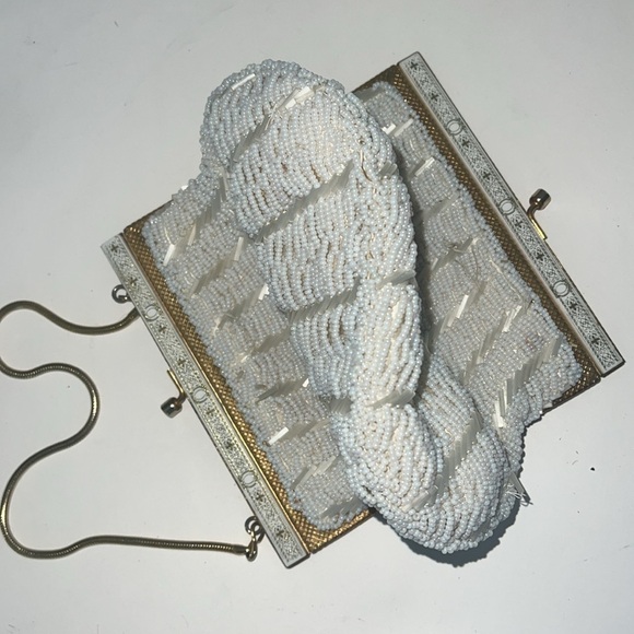 Vintage White Glass Beaded Enamel Frame Evening Handbag - Picture 6 of 6